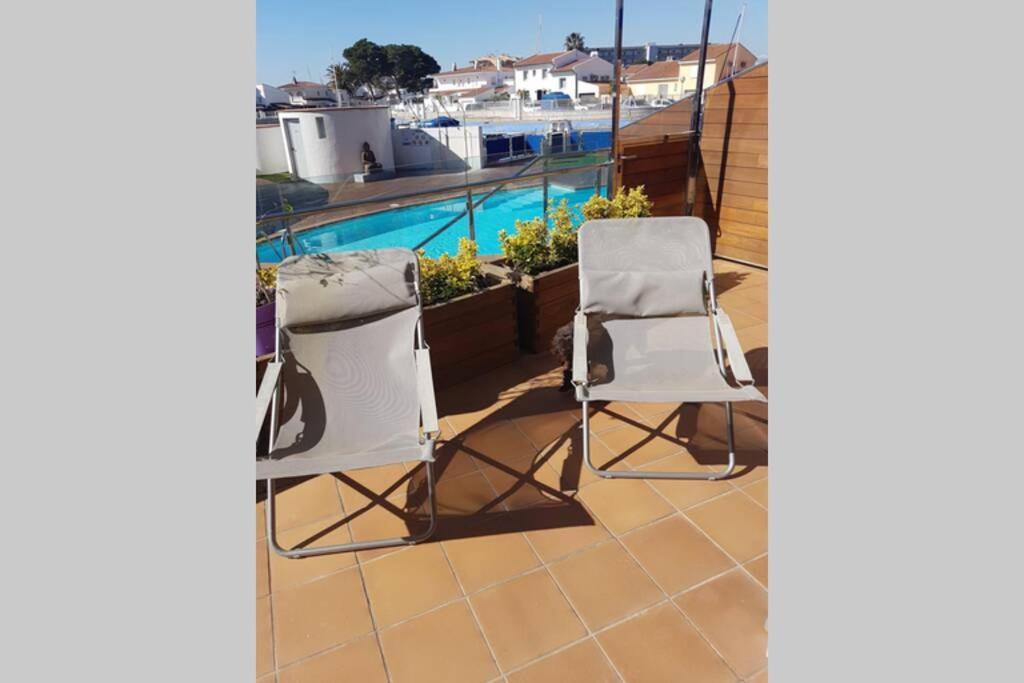 Appart Residence De Standing Calme Avec Piscine Rosas Exteriör bild